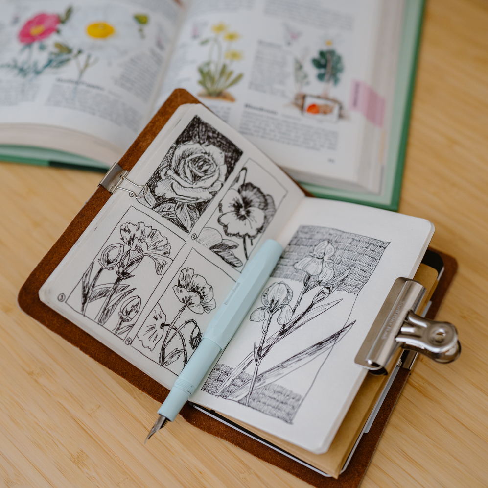 Tiny Sketchbook Club preview